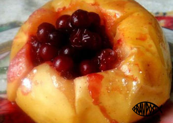 yabloki-pechenye-s-brusnikoy-pravoslavnyy-post